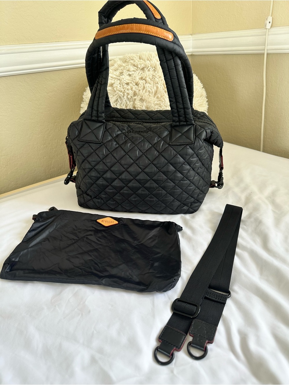 MZ Wallace Black Medium Sutton Deluxe - Picture 4 of 7